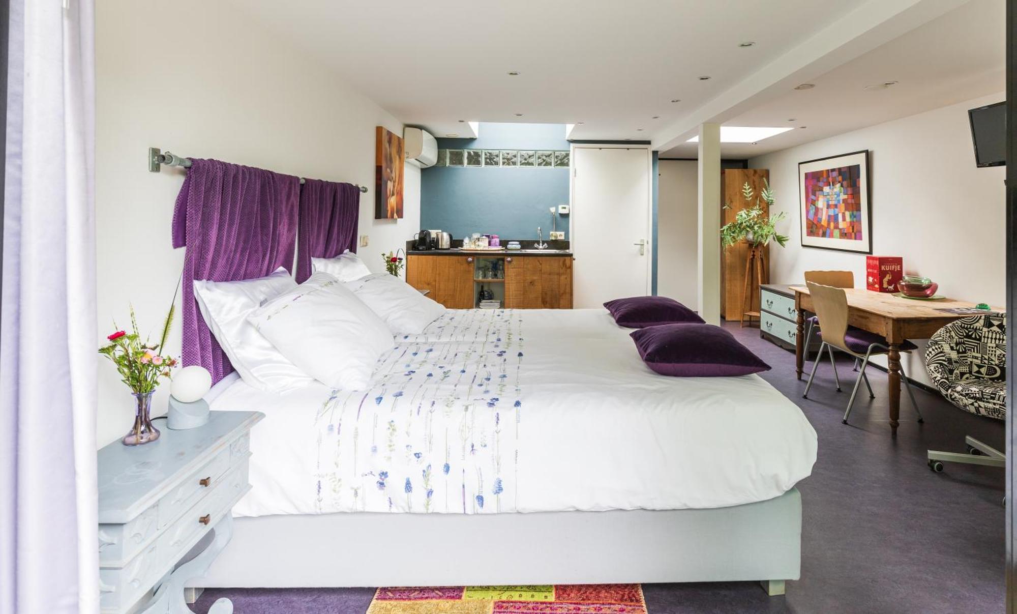 B&B Van Dinter วาลเคินสวาร์ด ภายนอก รูปภาพ