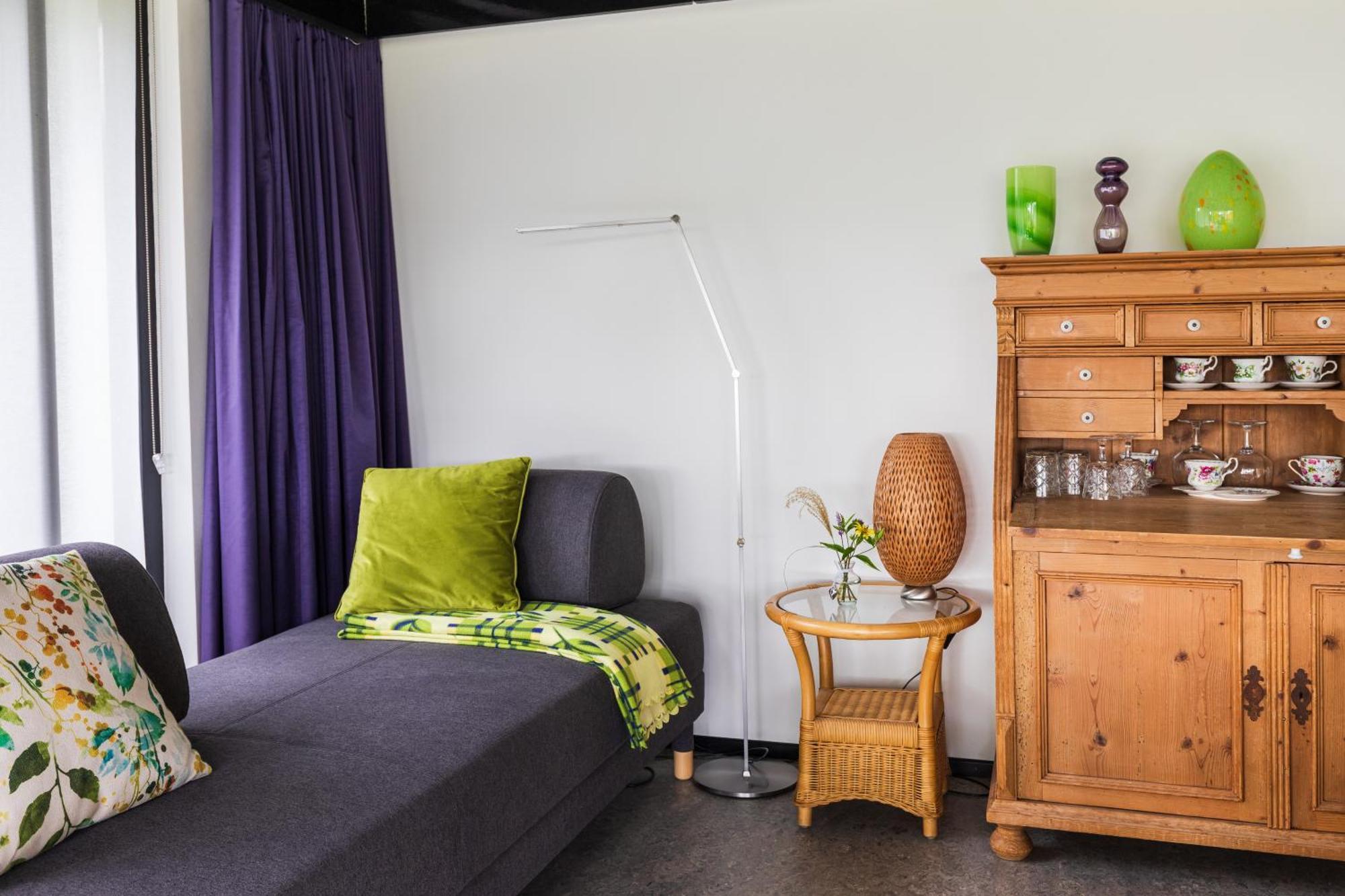 B&B Van Dinter วาลเคินสวาร์ด ภายนอก รูปภาพ